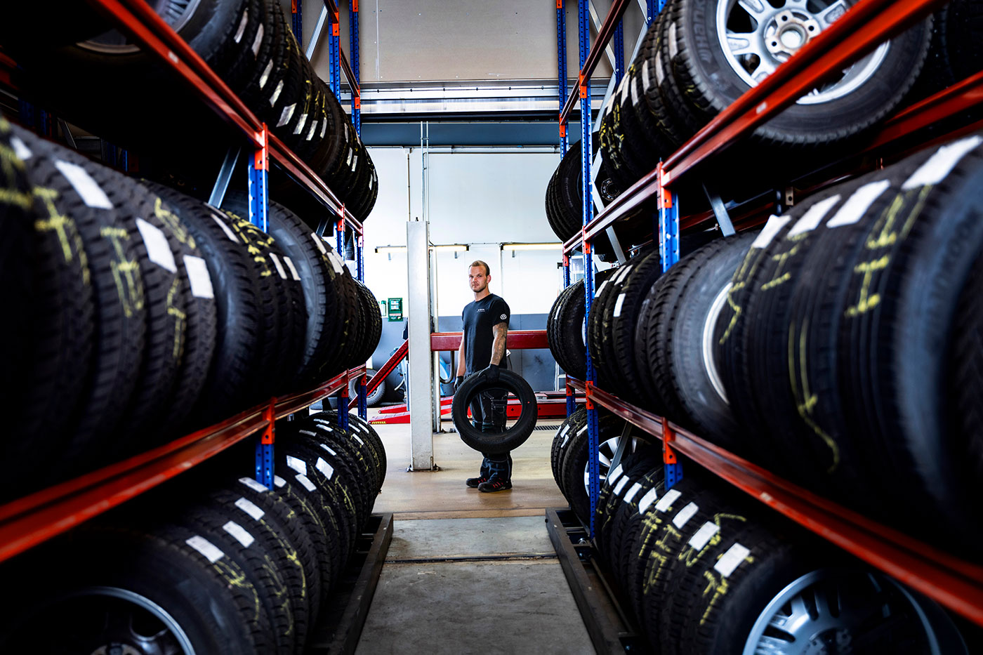 Däckhotell - AB Lomma Bilverkstad